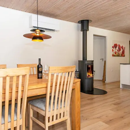 Lxxxiii Ξενοδοχείο Oksbøl